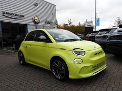 New 2025 Abarth 500e Scorpionissima Hatchback | £29,995 (Expensive)