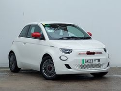 White Used 2022 Fiat 500e Red Hatchback | £14,998 (Fair price)