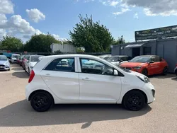 White Used 2013 Kia Picanto Air Hatchback | £3,490 (Good price)