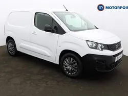 White Used 2023 Peugeot E-Partner Premium MPV | £13,749