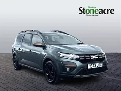 Green Used 2023 Dacia Jogger Extreme MPV | £16,408 (Fair price)