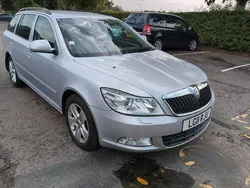 Silver Used 2011 Skoda Octavia Elegance Estate | £3,995 (Fair price)