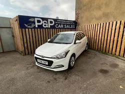 White Used 2016 Hyundai i20 SE Hatchback | £4,795 (Expensive)