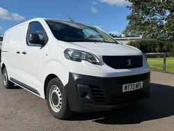White Used 2023 Peugeot Expert Premium Van | £14,995 (Fair price)