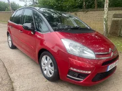 Red Used 2013 Citroën C4 Picasso Platinum MPV | £2,995 (Fair price)