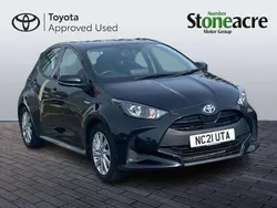 Black Used 2021 Toyota Yaris Hybrid Hatchback | £14,500 (Good price)