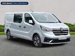 Grey Used 2025 Renault Trafic Van | £28,150 (Expensive)