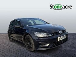 Black Used 2018 VW Golf VII R Hatchback | £17,995 (Fair price)