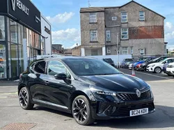 Metallic diamond black Used 2024 Renault Clio V Techno Hatchback | £17,529 (Fair price)