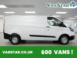 White Used 2022 Ford Transit Custom Van | £18,689 (Fair price)