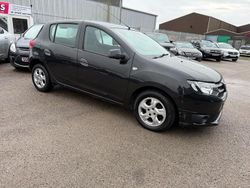 Black Used 2015 Dacia Sandero Lauréate Hatchback | £3,795 (Good price)