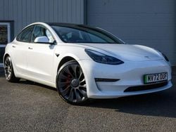 White Used 2022 Tesla Model 3 Performance Sedan | £26,490 (Fair price)