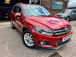 Red Used 2013 VW Tiguan SE SUV | £5,490 (Fair price)