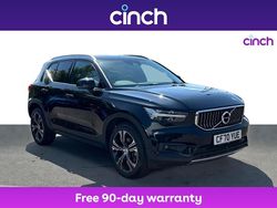 Black Used 2021 Volvo XC40 Inscription SUV | £24,499 (Good price)