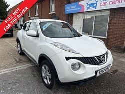 White Used 2014 Nissan Juke Visia SUV | £4,250 (Good price)