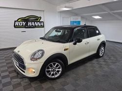 White Used 2017 Mini Cooper D Hatch Hatchback | £6,750 (A bit pricey)