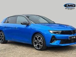 Blue Used 2024 Vauxhall Astra Ultimate Hatchback | £19,290 (Fair price)