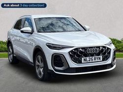 White Used 2025 Audi Q5 S-Line SUV | £46,467