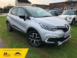 Silver/black Used 2019 Renault Captur GT-Line SUV | £9,995 (Fair price)