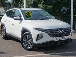 White Used 2022 Hyundai Tucson SE SUV | £18,998 (Fair price)
