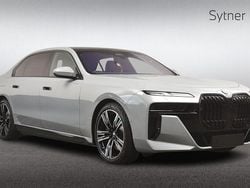 New 2025 BMW i7 M Sport Sedan | £87,999 (Fair price)