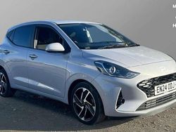 Grey Used 2024 Hyundai i10 Premium Hatchback | £15,323 (Fair price)