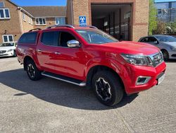 Red Used 2019 Nissan Navara Tekna Pickup | £11,995 (Good price)