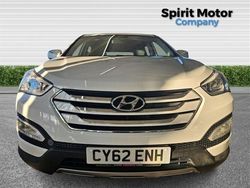 White Used 2013 Hyundai Santa Fe Style SUV | £8,950 (Fair price)