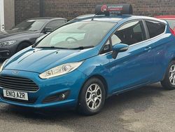 Blue Used 2013 Ford Fiesta Titanium Hatchback | £2,995 (Good price)