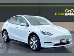 Pearl white multicoat Used 2022 Tesla Model Y Long Range AWD SUV | £25,000 (Fair price)