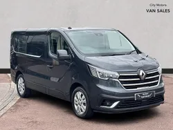 Grey Used 2023 Renault Trafic Van | £17,790 (Good price)