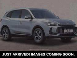 Silver Used 2024 MG ZS SE Sedan | £17,350 (Fair price)