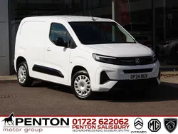 White Used 2024 Vauxhall Combo S MPV | £15,990 (Fair price)