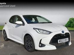 Used 2025 Toyota Yaris Hybrid Design Hatchback | £17,790 (Good price)
