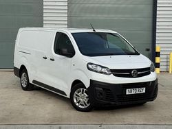 White Used 2020 Vauxhall Vivaro Van | £8,340 (Good price)