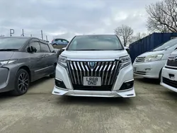 White Used 2018 Toyota Noah MPV | £20,995
