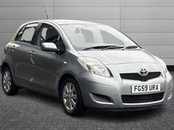 Silver Used 2009 Toyota Yaris Hatchback | £6,995 (Expensive)
