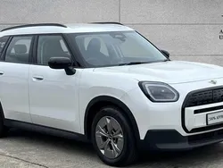 White Used 2024 Mini Countryman Classic SUV | £28,489 (Good price)