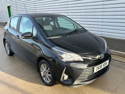 Black Used 2018 Toyota Yaris Hatchback | £8,222 (Fair price)
