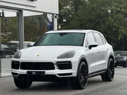White Used 2022 Porsche Cayenne SUV | £60,990 (Super price)