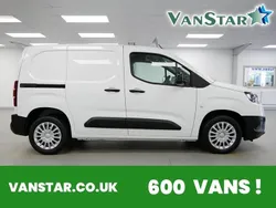 White Used 2022 Toyota Proace Edition Van | £10,989 (Good price)