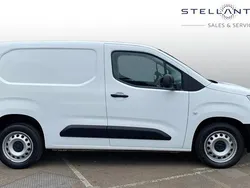 White Used 2022 Vauxhall Combo MPV | £9,163 (Super price)