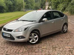 Silver Used 2009 Ford Focus Zetec Hatchback | £1,495 (Fair price)