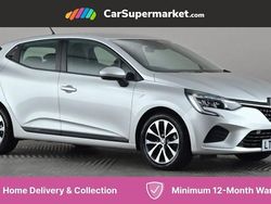 Silver Used 2021 Renault Clio V Iconic Hatchback | £12,197 (Fair price)