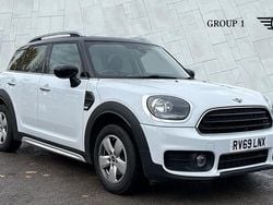 White Used 2019 Mini Cooper Countryman Classic SUV | £15,750 (Good price)