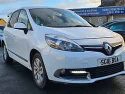 White Used 2016 Renault Scénic III Dynamique MPV | £6,495 (Expensive)