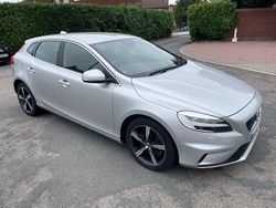 Silver Used 2019 Volvo V40 R-Design Estate | £14,799 (Fair price)