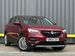 Red Used 2019 Vauxhall Grandland X Business Edition SUV | £10,995 (Fair price)