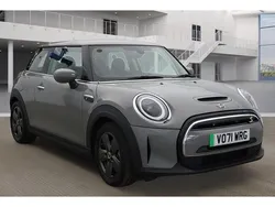 Used 2023 Mini Cooper Level 1 Hatchback | £10,990 (Super price)
