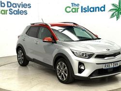 Used 2018 Kia Stonic First Edition SUV | £10,995 (Fair price)